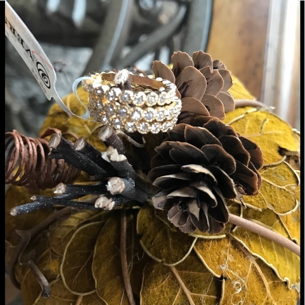 Set of 3 crystal and golden stackable rings